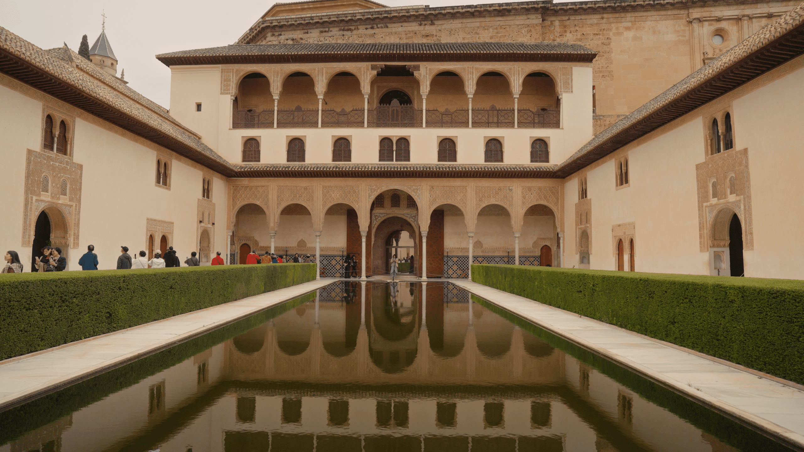 OFERTA Alhambra + Albaicín y Sacromonte